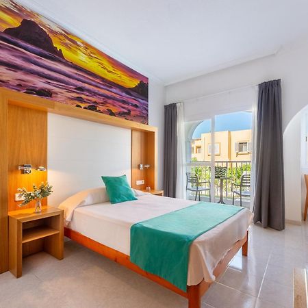 Hotel Apartamentos Vibra San Marino 샌안토니오 외부 사진