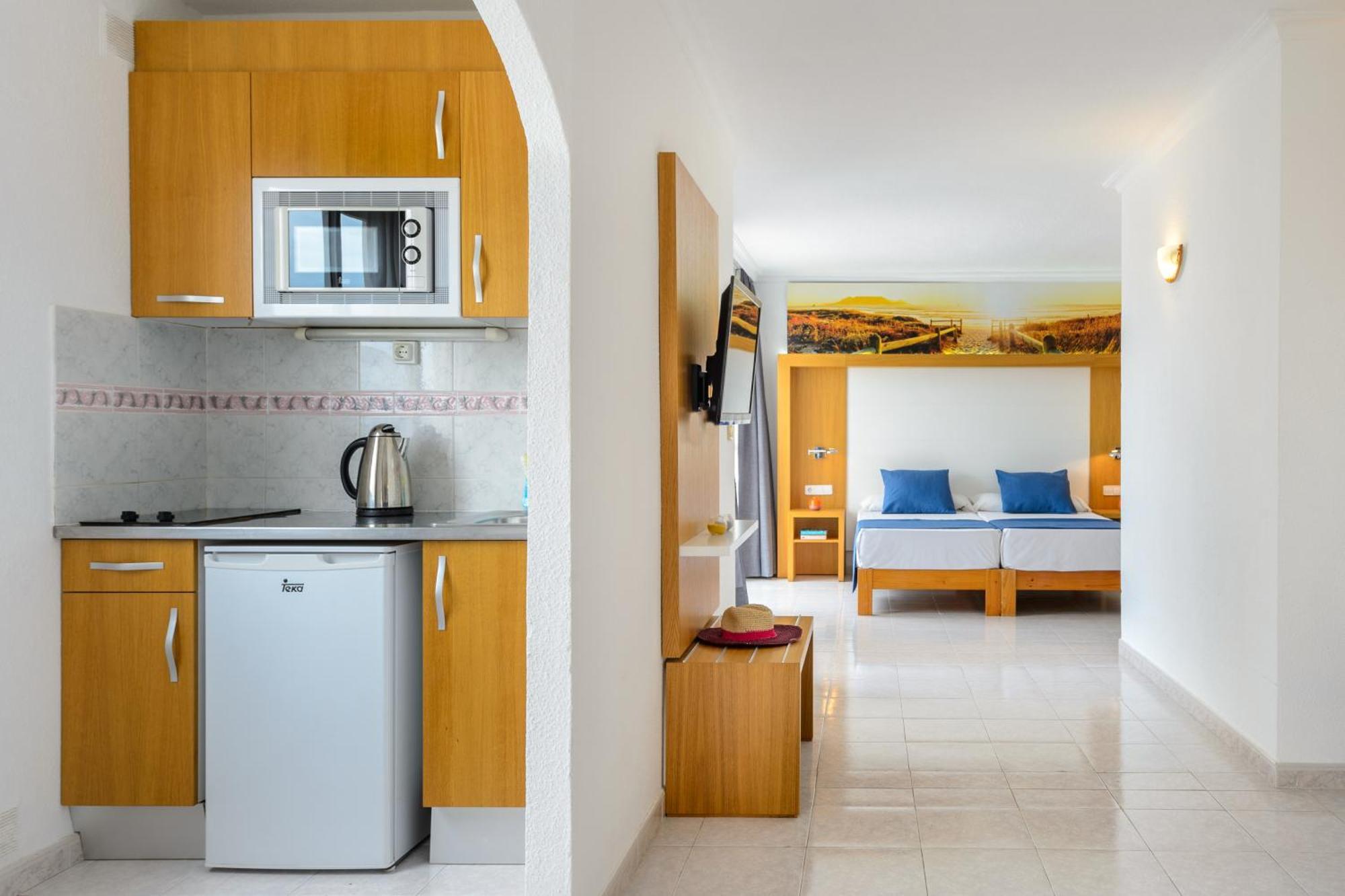 Hotel Apartamentos Vibra San Marino 샌안토니오 외부 사진