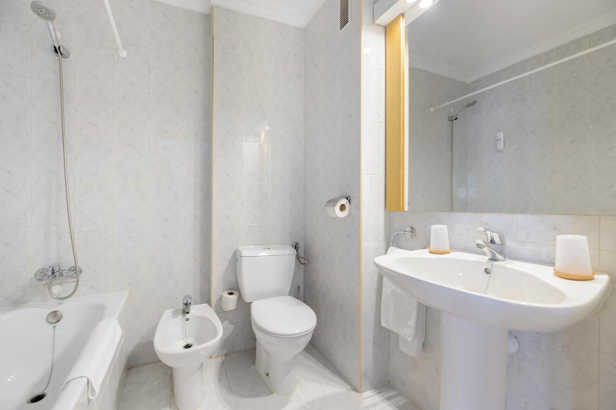 Hotel Apartamentos Vibra San Marino 샌안토니오 외부 사진